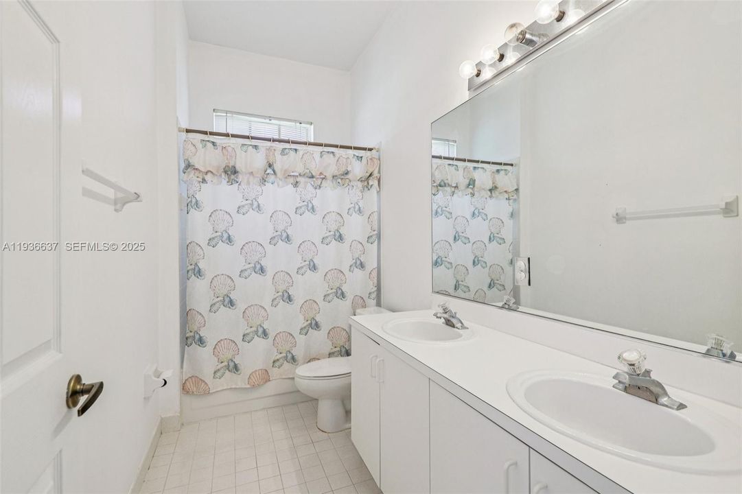 2nd Full Bathroom