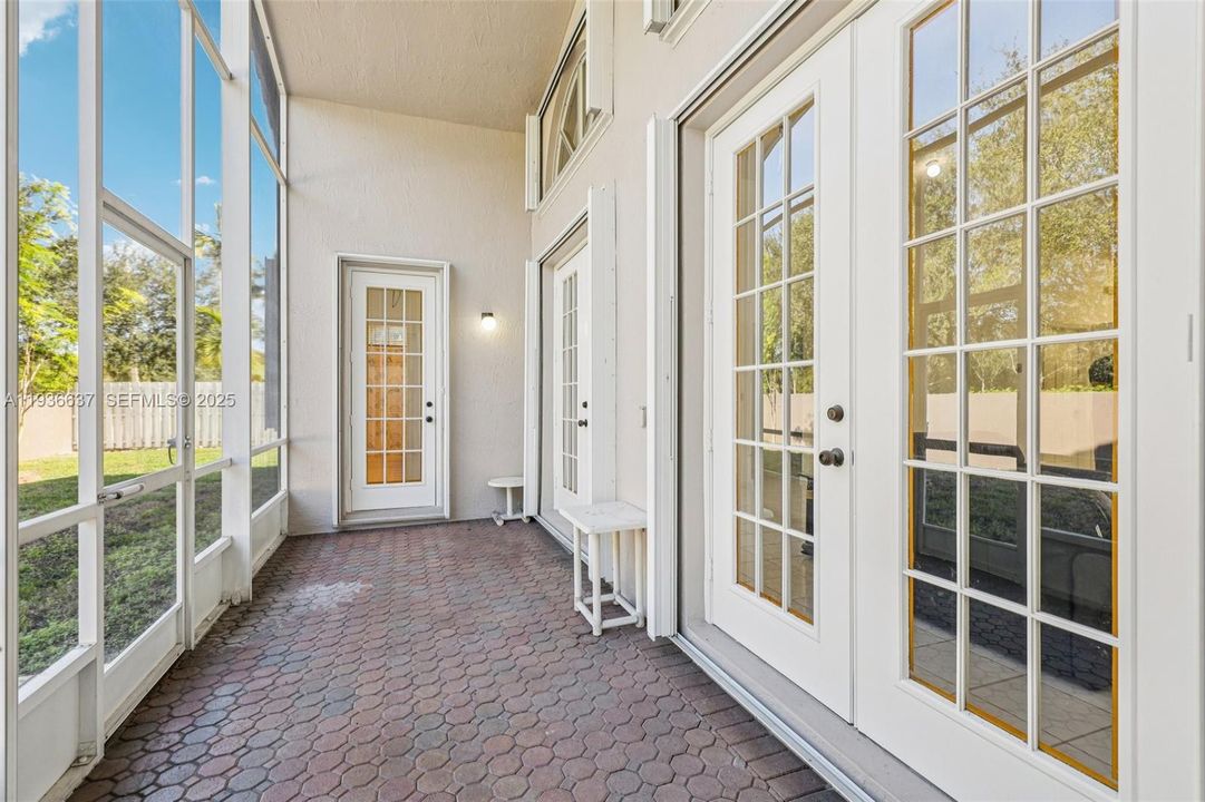 На продажу: $750,000 (3 спален, 2 ванн, 2154 Квадратных фут)