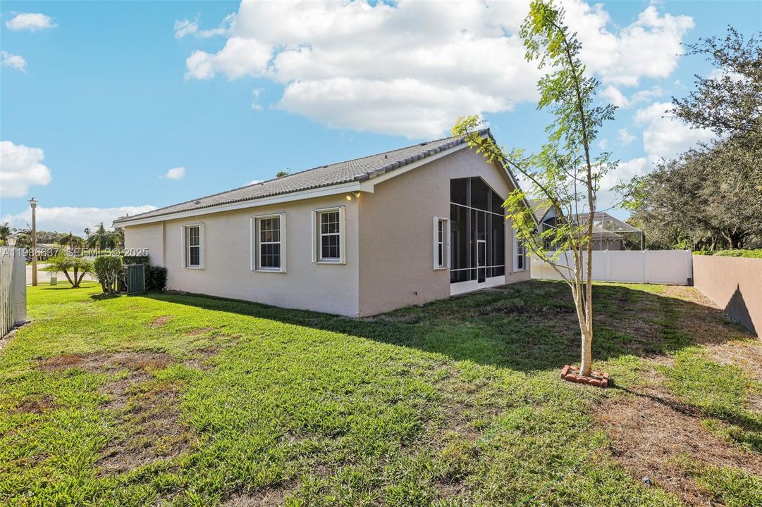 На продажу: $750,000 (3 спален, 2 ванн, 2154 Квадратных фут)