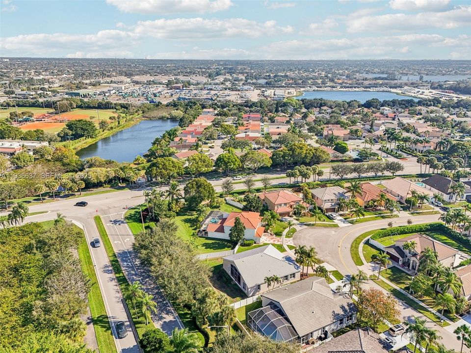 На продажу: $750,000 (3 спален, 2 ванн, 2154 Квадратных фут)