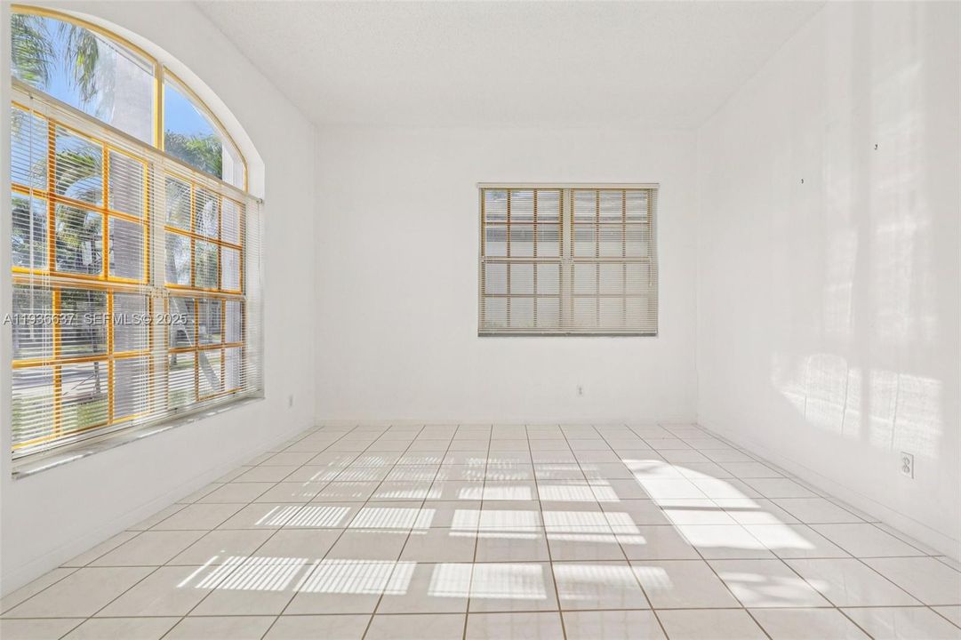 На продажу: $750,000 (3 спален, 2 ванн, 2154 Квадратных фут)