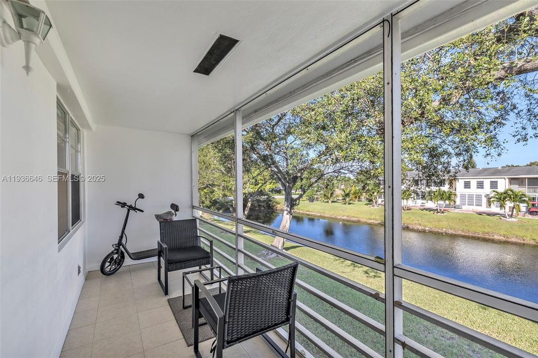 На продажу: $138,000 (2 спален, 1 ванн, 820 Квадратных фут)