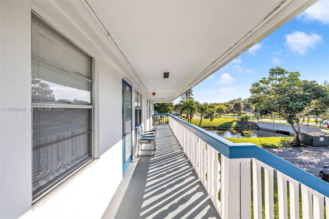 На продажу: $138,000 (2 спален, 1 ванн, 820 Квадратных фут)