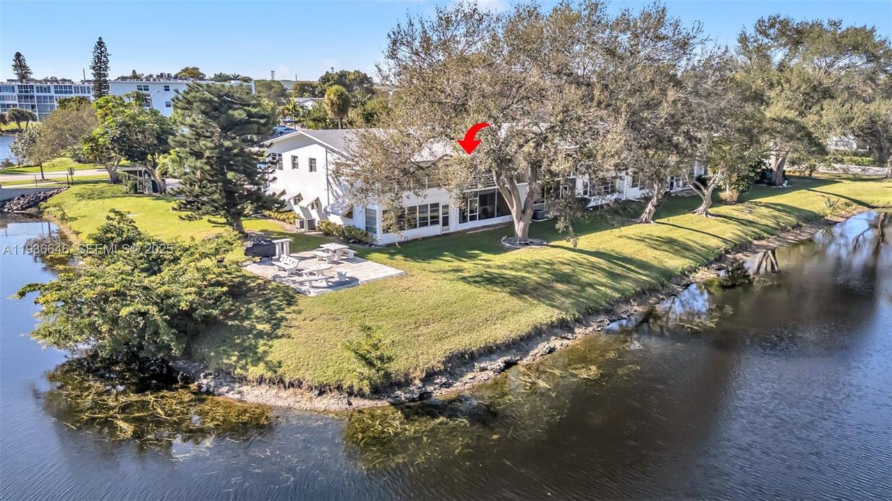 На продажу: $138,000 (2 спален, 1 ванн, 820 Квадратных фут)