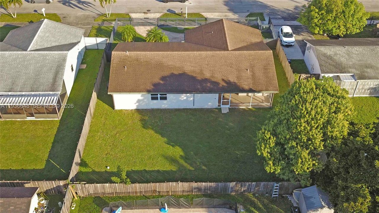 待售: $549,000 (4 贝兹, 2 浴室, 1602 平方英尺)