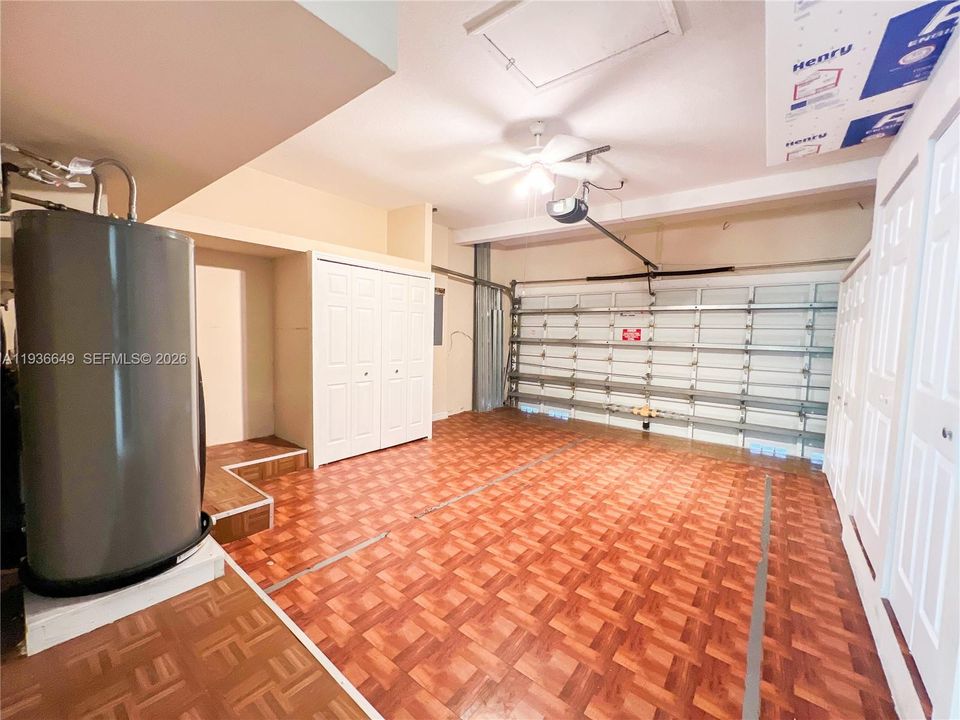 En Renta: $5,000 (3 camas, 4 baños, 2612 Pies cuadrados)