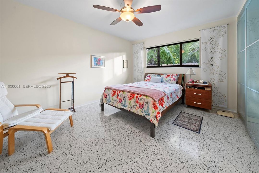 For Sale: $1,400,000 (3 beds, 2 baths, 2183 Square Feet)