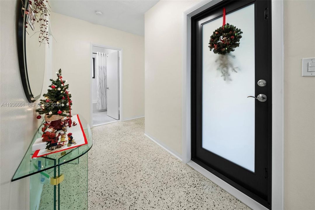 For Sale: $1,400,000 (3 beds, 2 baths, 2183 Square Feet)