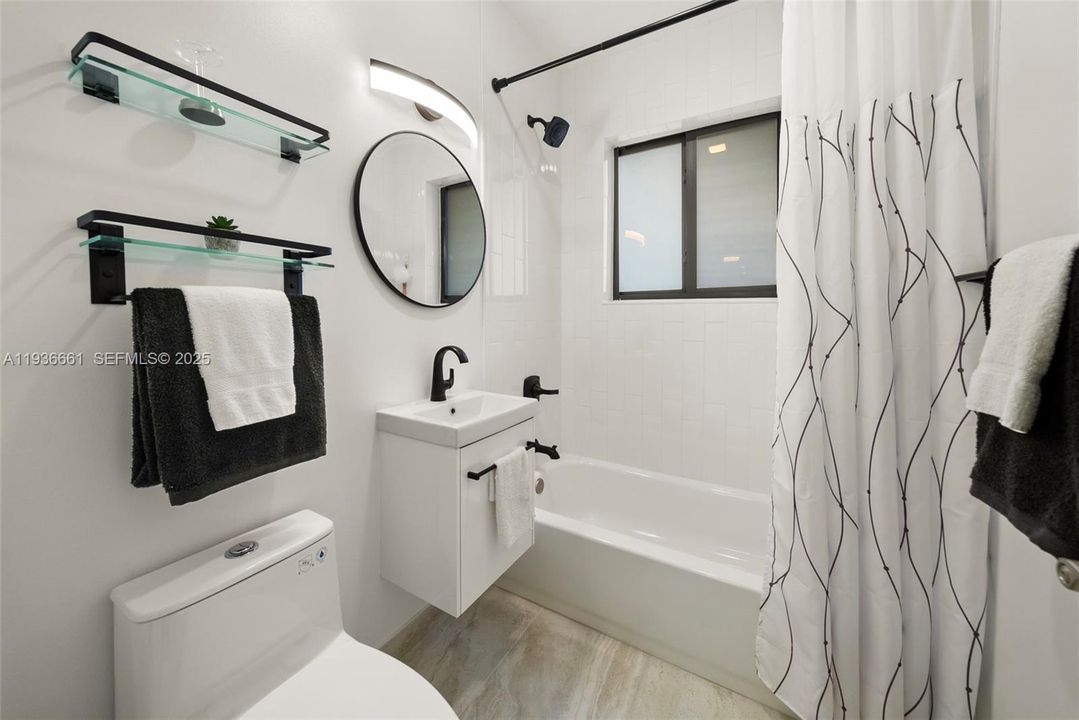 For Sale: $1,400,000 (3 beds, 2 baths, 2183 Square Feet)