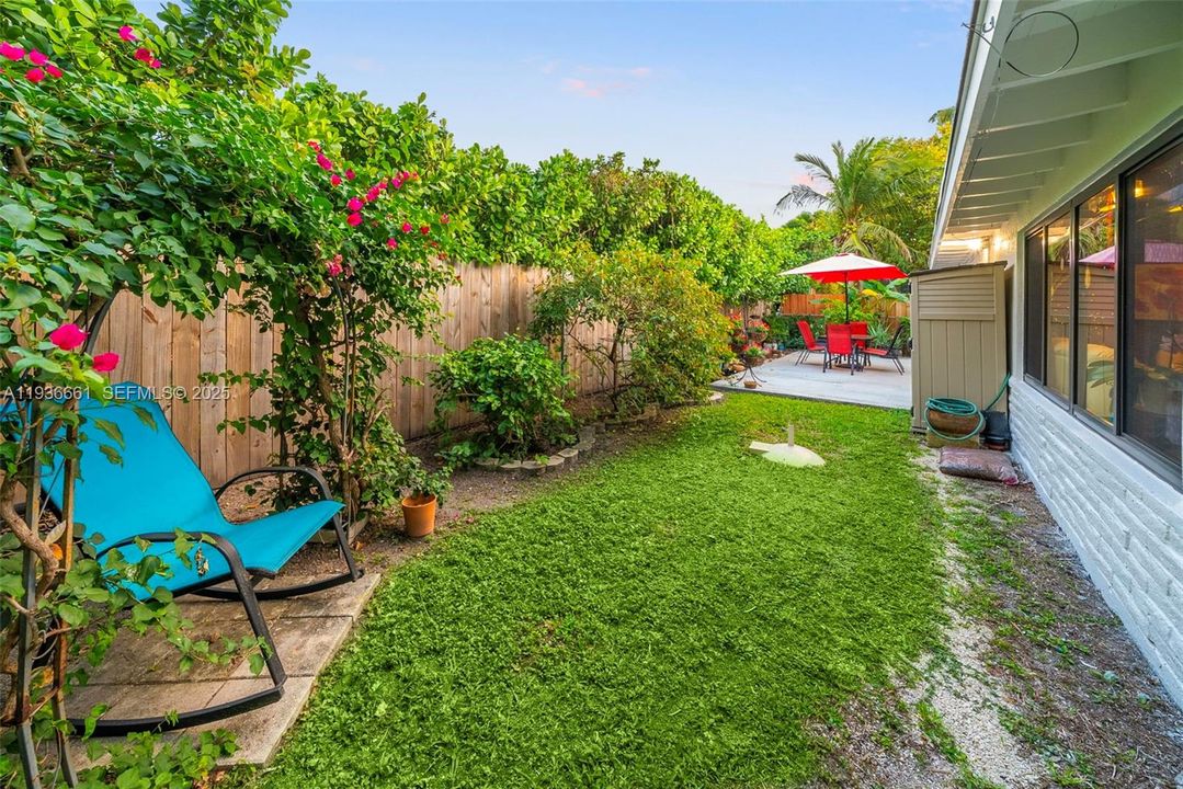 For Sale: $1,400,000 (3 beds, 2 baths, 2183 Square Feet)