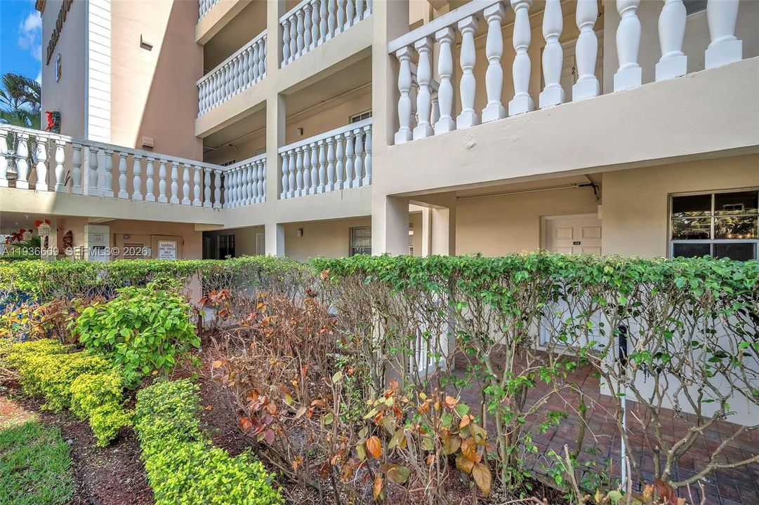 На продажу: $174,900 (1 спален, 1 ванн, 1003 Квадратных фут)