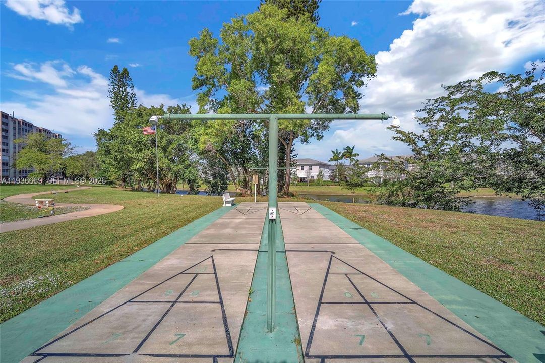 На продажу: $174,900 (1 спален, 1 ванн, 1003 Квадратных фут)