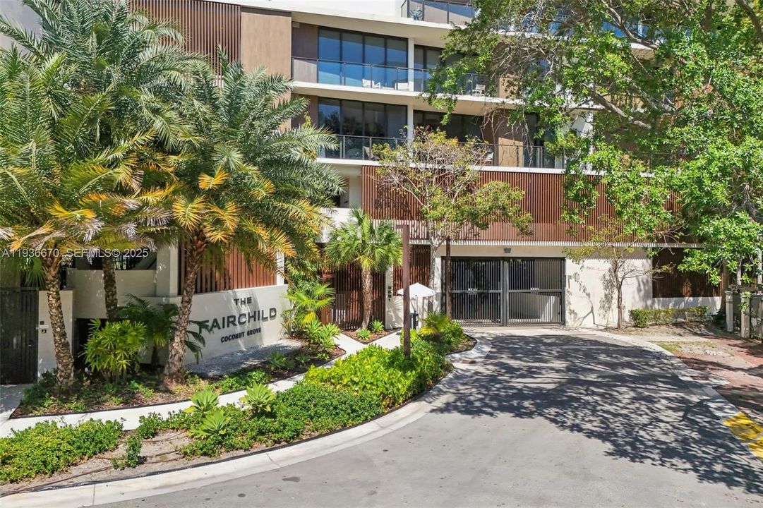 В аренду: $16,000 (3 спален, 4 ванн, 2453 Квадратных фут)