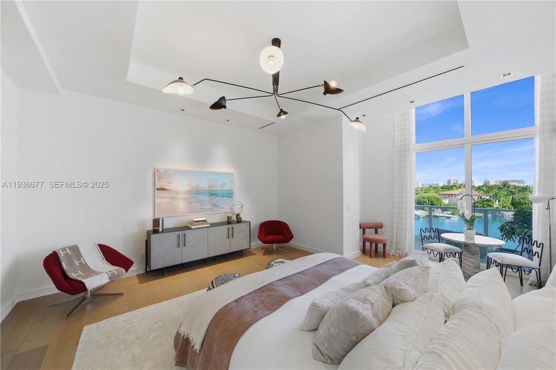 На продажу: $4,750,000 (2 спален, 2 ванн, 2743 Квадратных фут)