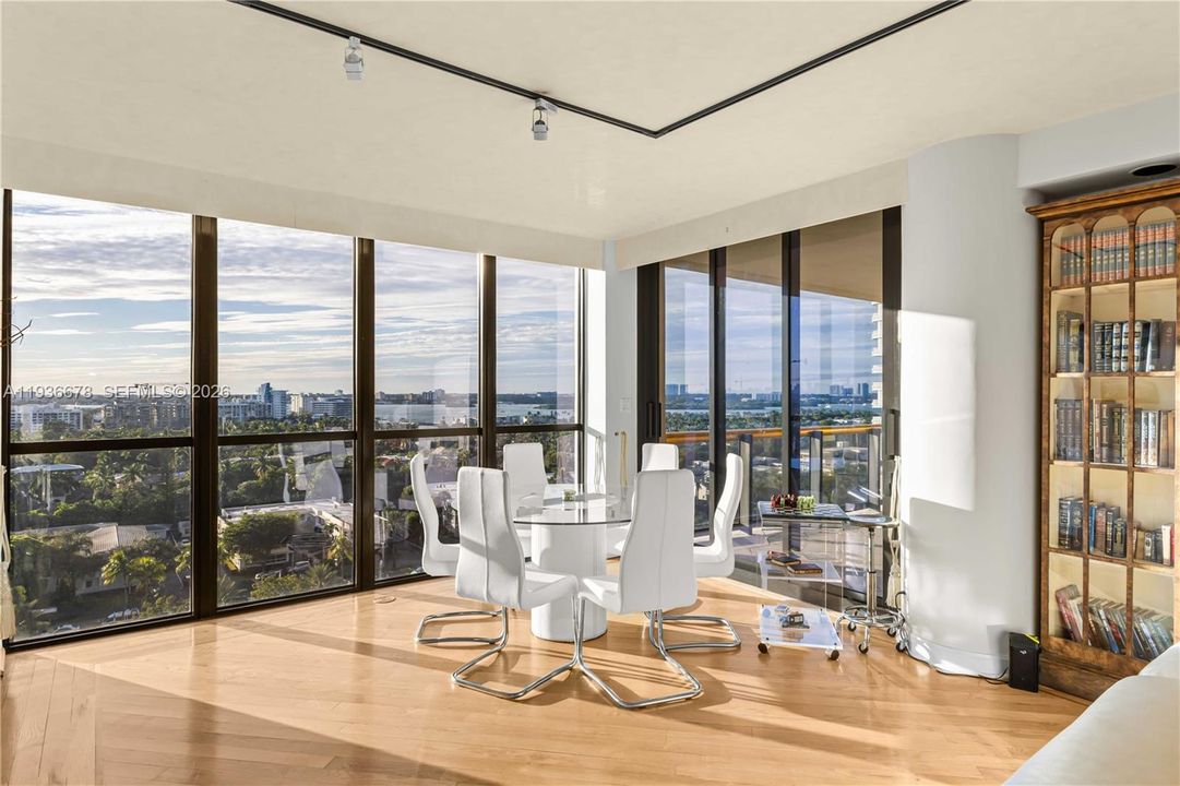 На продажу: $3,500,000 (3 спален, 3 ванн, 3670 Квадратных фут)