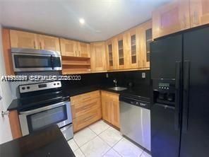 В аренду: $2,100 (1 спален, 1 ванн, 940 Квадратных фут)