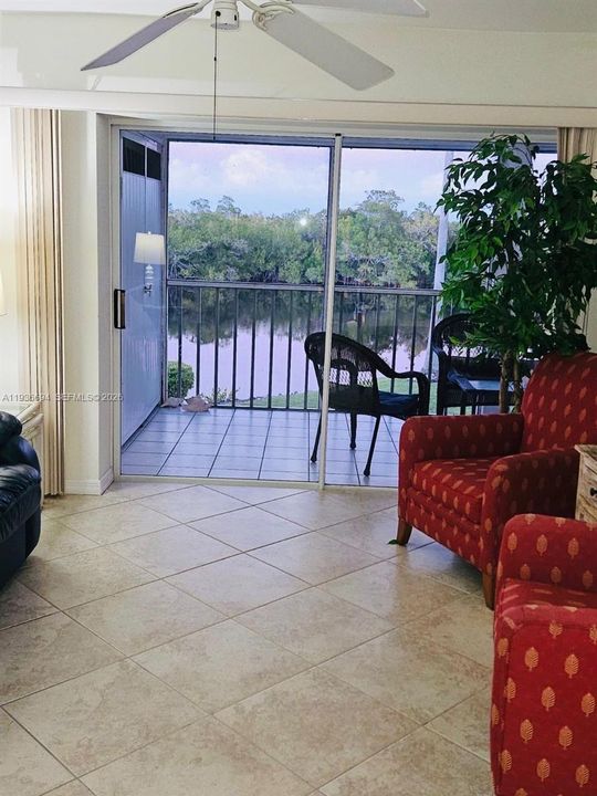 В аренду: $2,300 (2 спален, 2 ванн, 0 Квадратных фут)