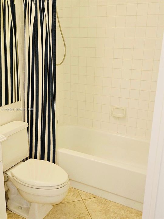 В аренду: $2,300 (2 спален, 2 ванн, 0 Квадратных фут)