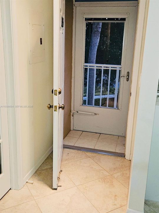 В аренду: $2,300 (2 спален, 2 ванн, 0 Квадратных фут)