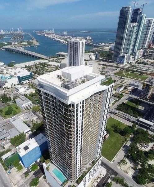 На продажу: $465,000 (1 спален, 1 ванн, 865 Квадратных фут)