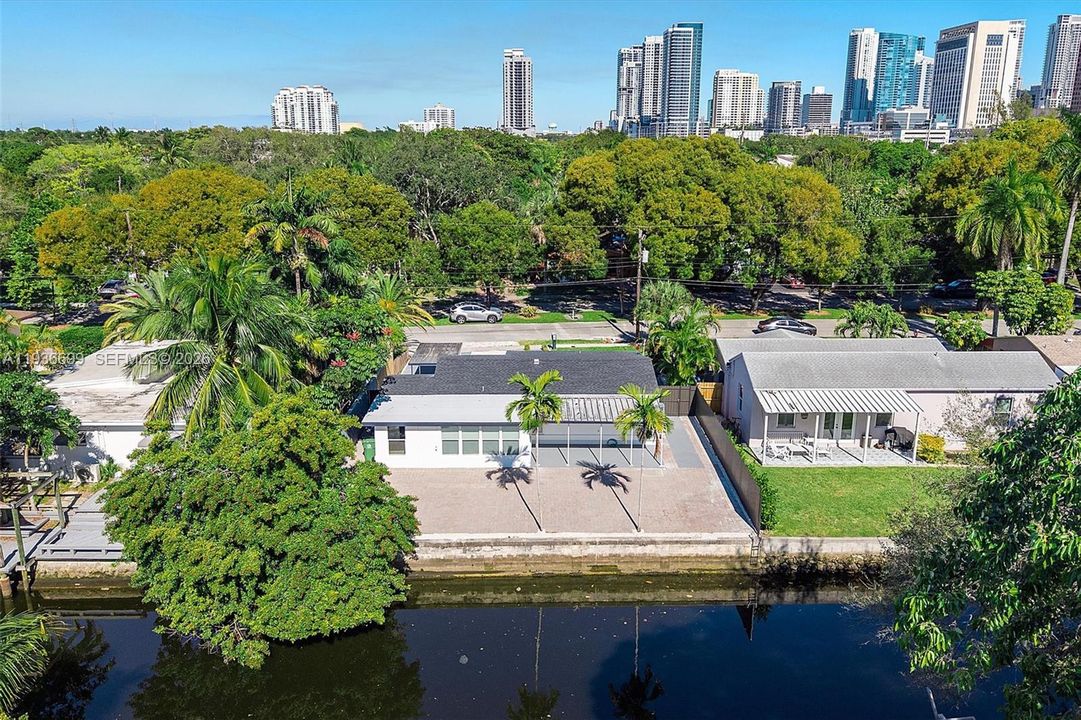 For Sale: $685,000 (3 beds, 2 baths, 1442 Square Feet)