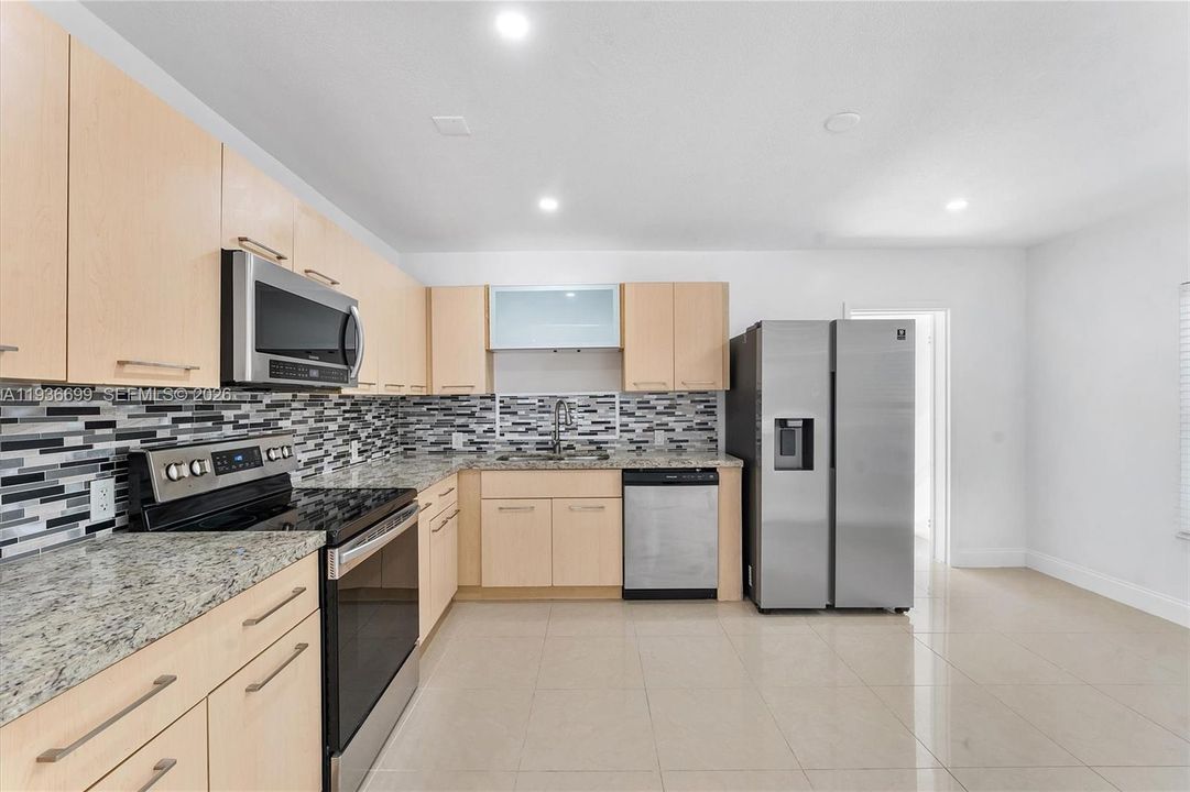 For Sale: $685,000 (3 beds, 2 baths, 1442 Square Feet)