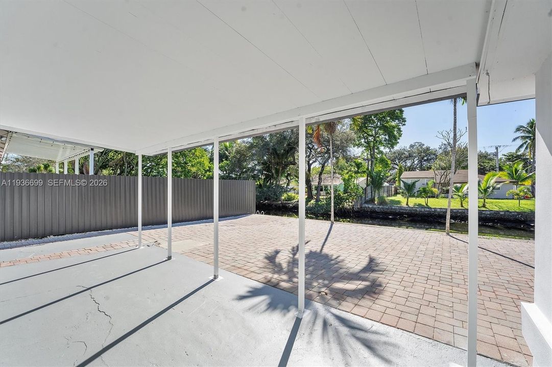 For Sale: $685,000 (3 beds, 2 baths, 1442 Square Feet)