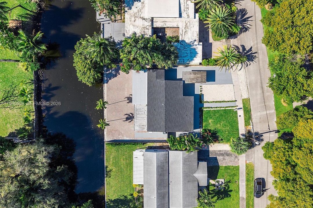 For Sale: $685,000 (3 beds, 2 baths, 1442 Square Feet)