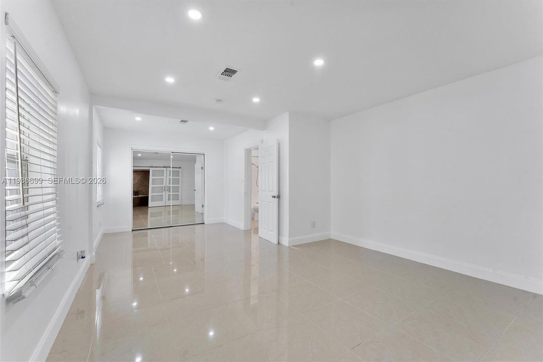 For Sale: $685,000 (3 beds, 2 baths, 1442 Square Feet)