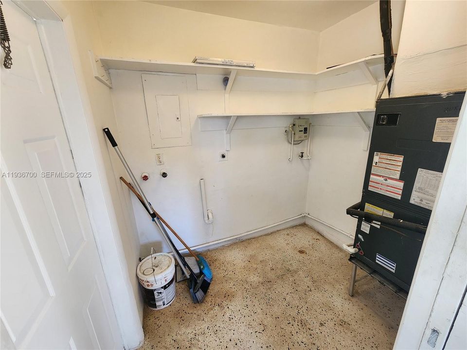 Washing Machine and Dryer Incoming