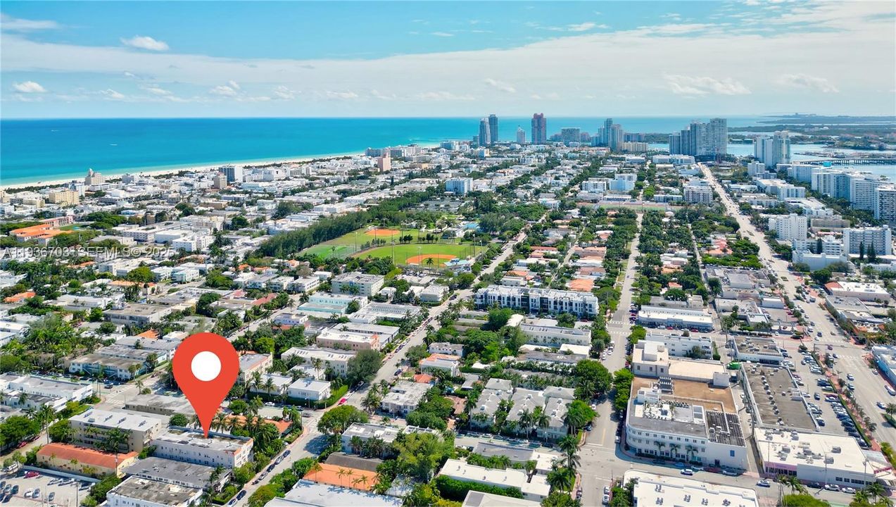 For Rent: $1,700 (0 beds, 1 baths, 325 Square Feet)