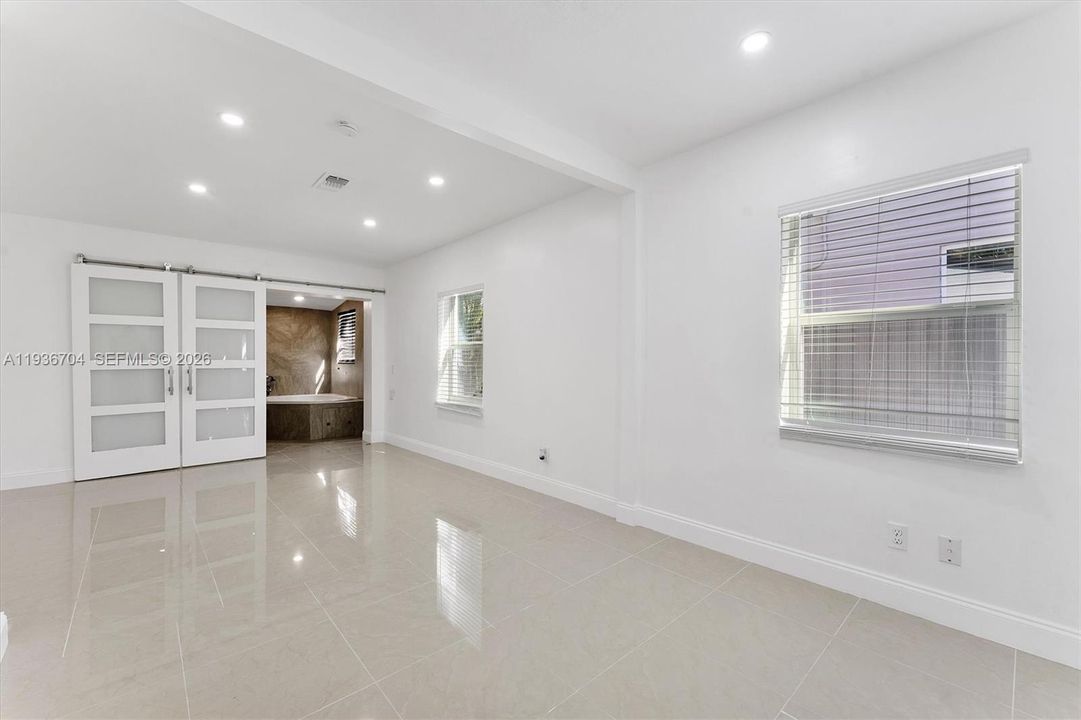 В аренду: $4,500 (3 спален, 2 ванн, 1442 Квадратных фут)