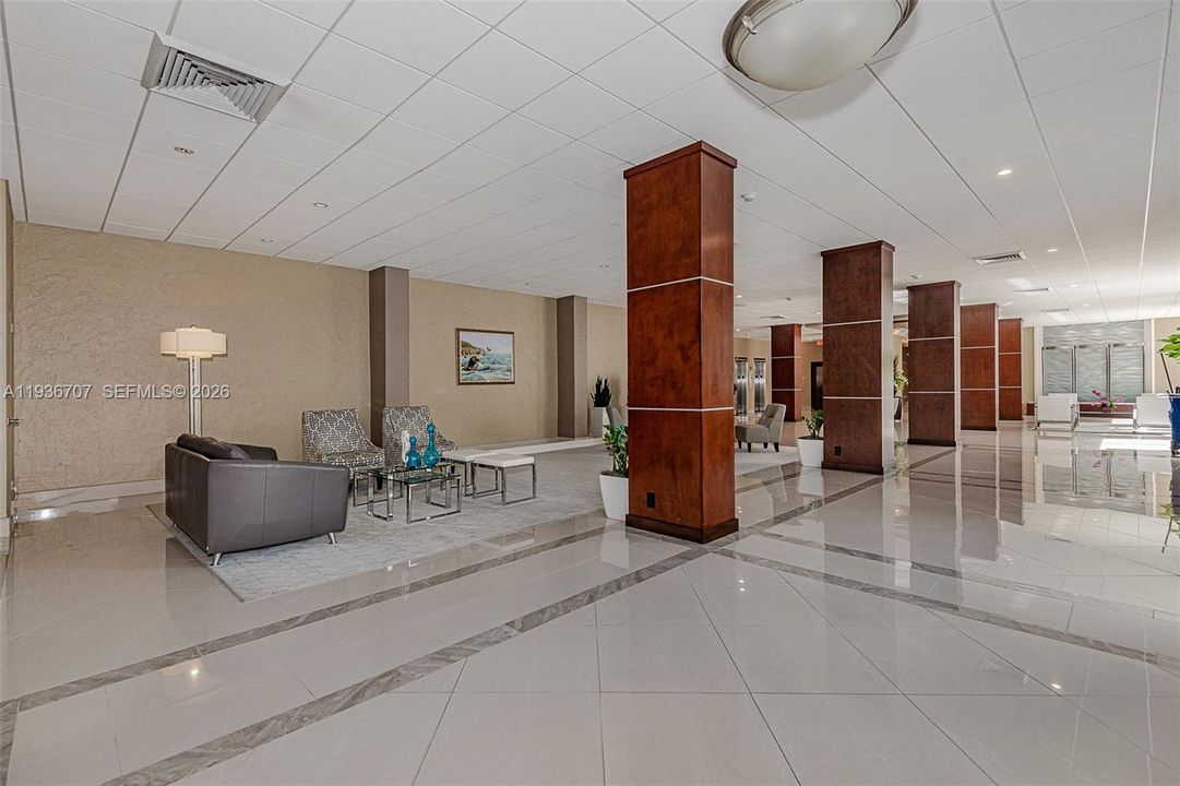 En Venta: $268,000 (1 camas, 1 baños, 850 Pies cuadrados)