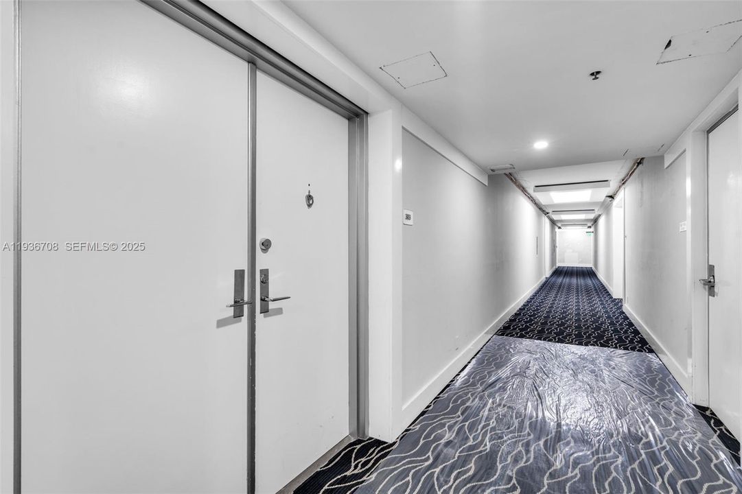 En Venta: $549,999 (2 camas, 2 baños, 1429 Pies cuadrados)