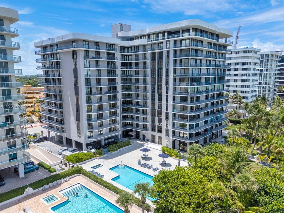 En Venta: $549,999 (2 camas, 2 baños, 1429 Pies cuadrados)