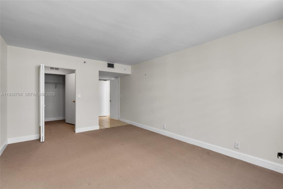 En Venta: $549,999 (2 camas, 2 baños, 1429 Pies cuadrados)