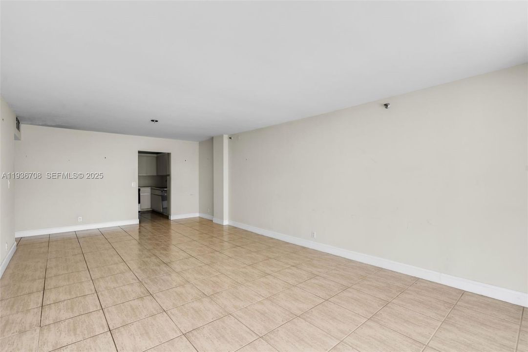 En Venta: $549,999 (2 camas, 2 baños, 1429 Pies cuadrados)