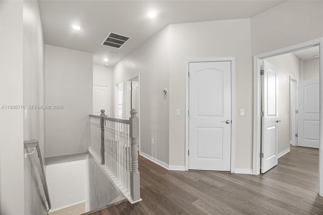 For Rent: $4,900 (4 beds, 2 baths, 2631 Square Feet)