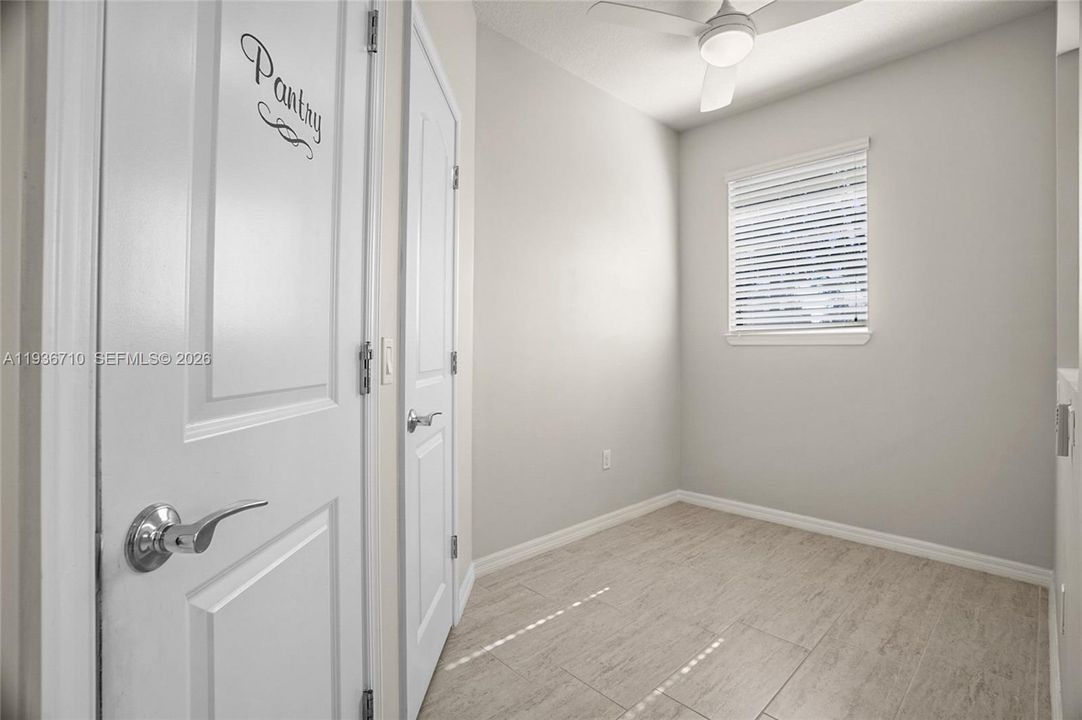 For Rent: $4,900 (4 beds, 2 baths, 2631 Square Feet)