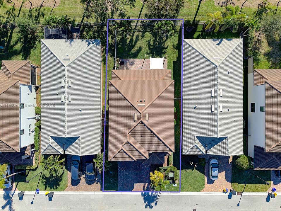 For Rent: $4,900 (4 beds, 2 baths, 2631 Square Feet)