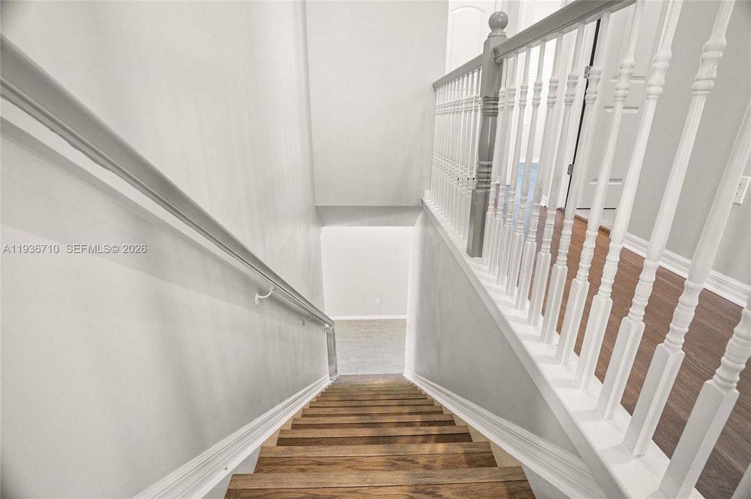 For Rent: $4,900 (4 beds, 2 baths, 2631 Square Feet)