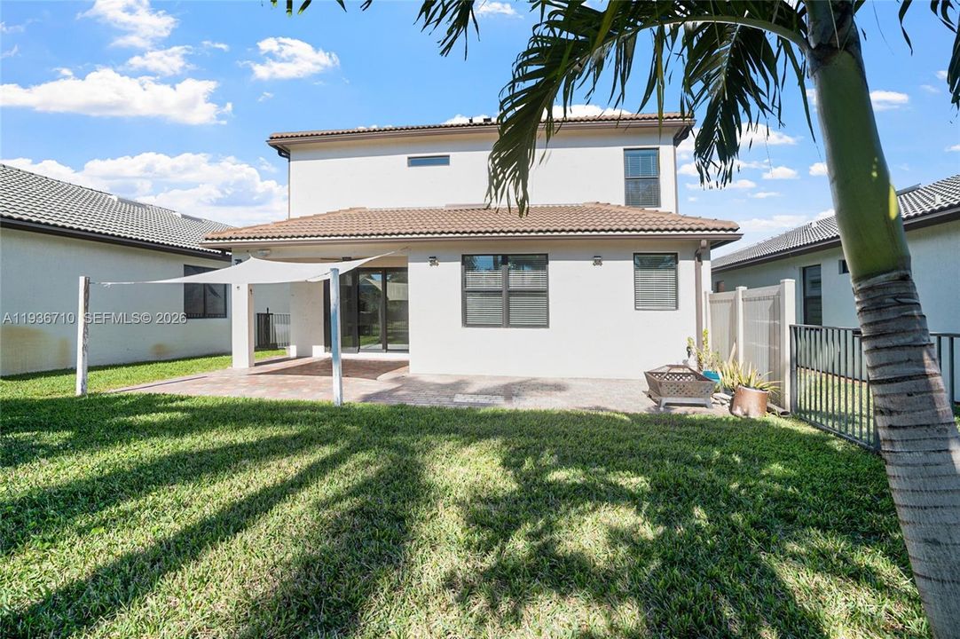 For Rent: $4,900 (4 beds, 2 baths, 2631 Square Feet)