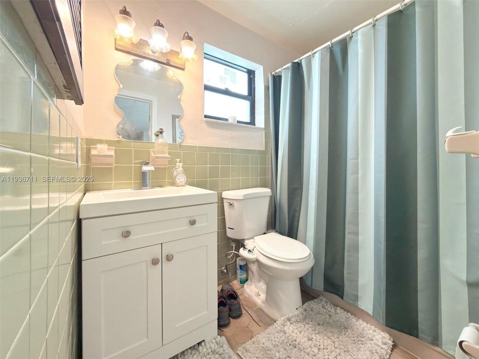 待售: $600,000 (3 贝兹, 3 浴室, 1504 平方英尺)