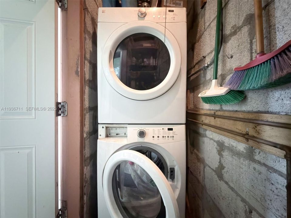 待售: $600,000 (3 贝兹, 3 浴室, 1504 平方英尺)