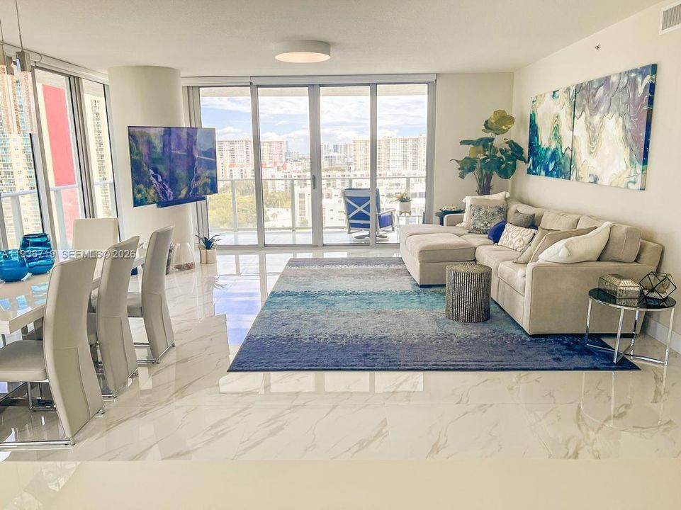 En Venta: $1,490,000 (3 camas, 3 baños, 1892 Pies cuadrados)