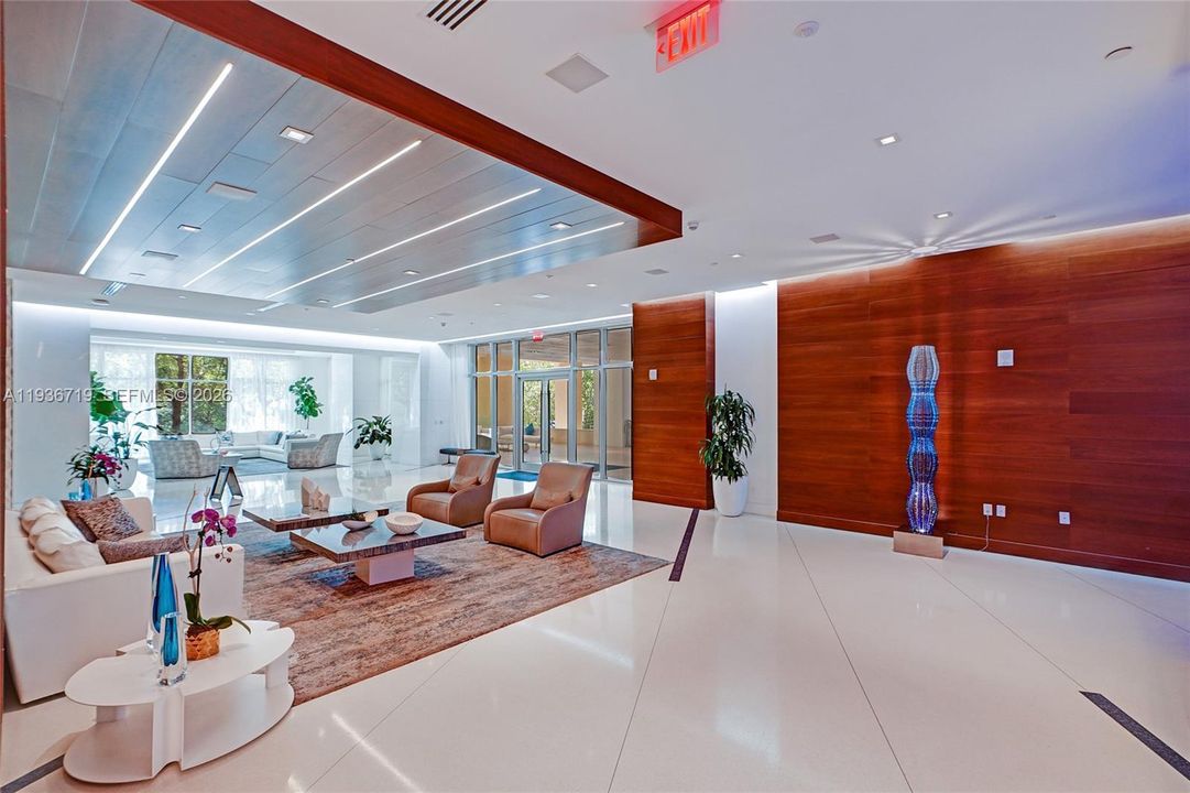 Active With Contract: $1,350,000 (3 beds, 3 baths, 1892 Square Feet)