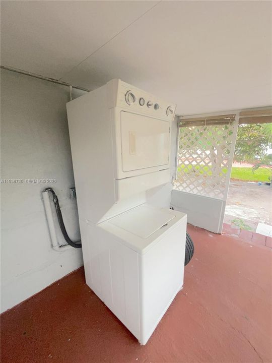 В аренду: $2,000 (2 спален, 1 ванн, 1020 Квадратных фут)