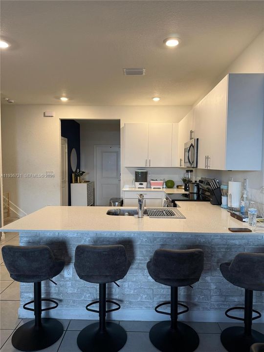 出租: $2,850 (3 贝兹, 2 浴室, 1722 平方英尺)