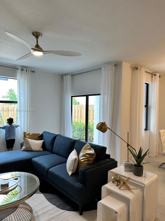 出租: $2,850 (3 贝兹, 2 浴室, 1722 平方英尺)