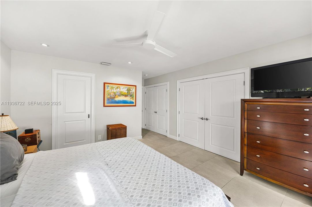 待售: $850,000 (3 贝兹, 2 浴室, 1967 平方英尺)